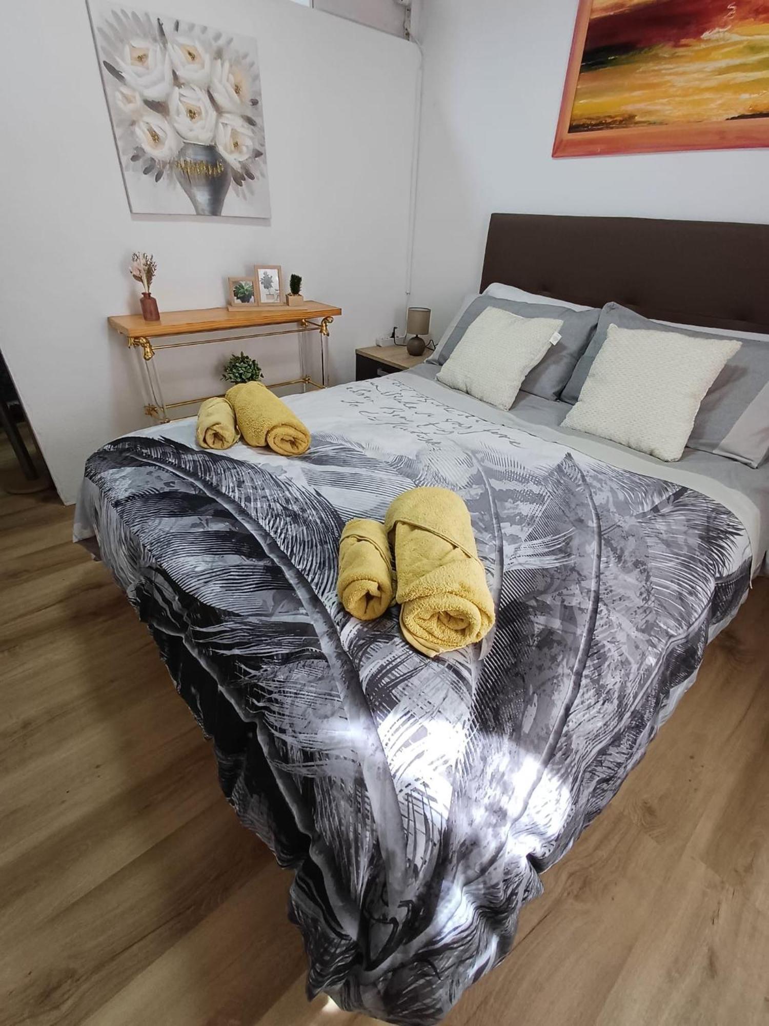 Alicante Postiguet Studios المظهر الخارجي الصورة