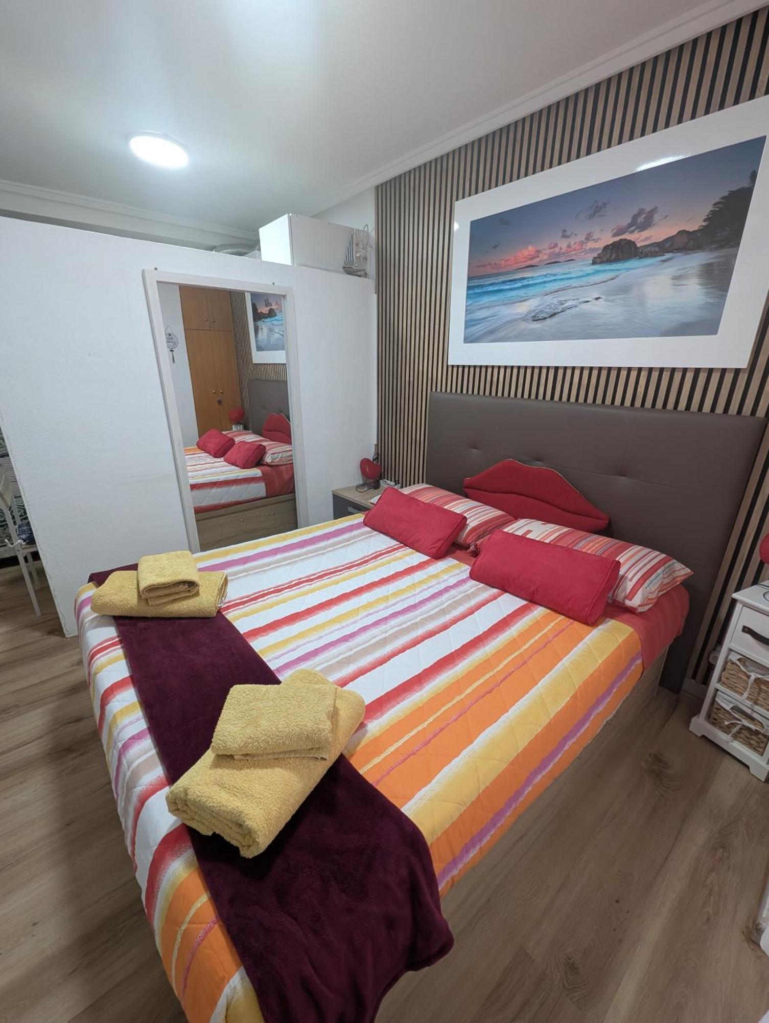 Alicante Postiguet Studios المظهر الخارجي الصورة