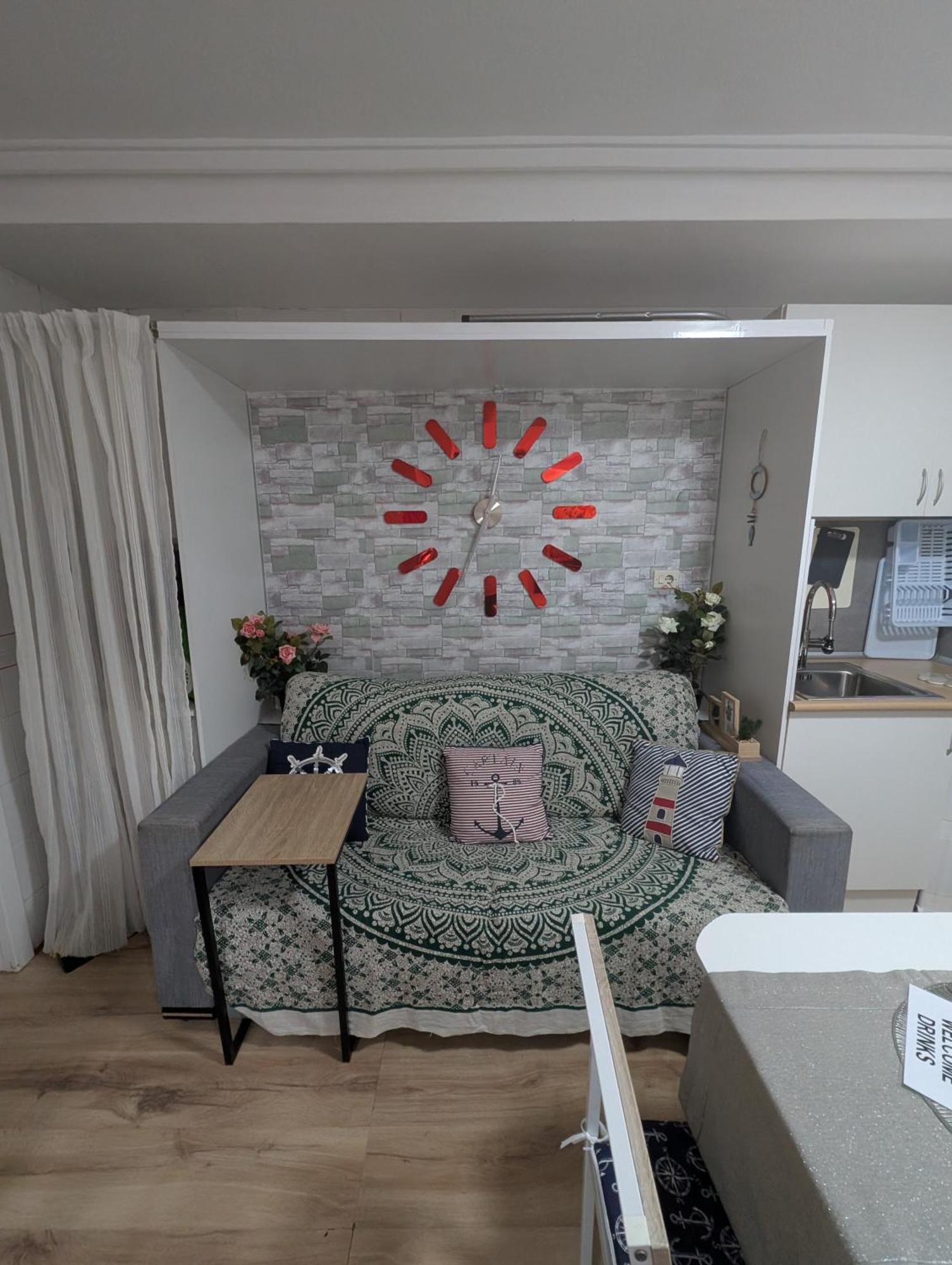Alicante Postiguet Studios المظهر الخارجي الصورة